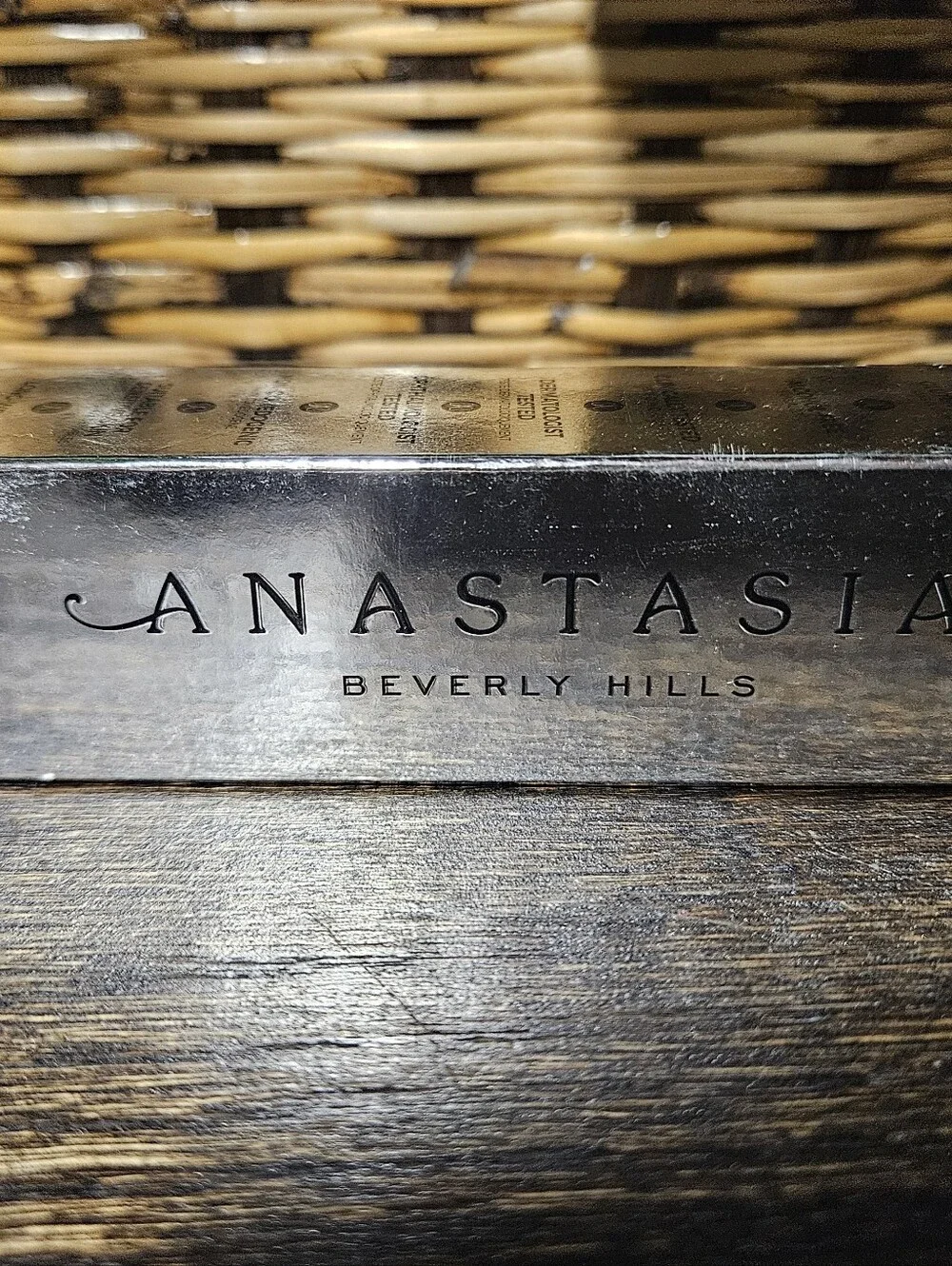 Anastasia Beverly Hills Luminous Foundation - 530N Warm Tan